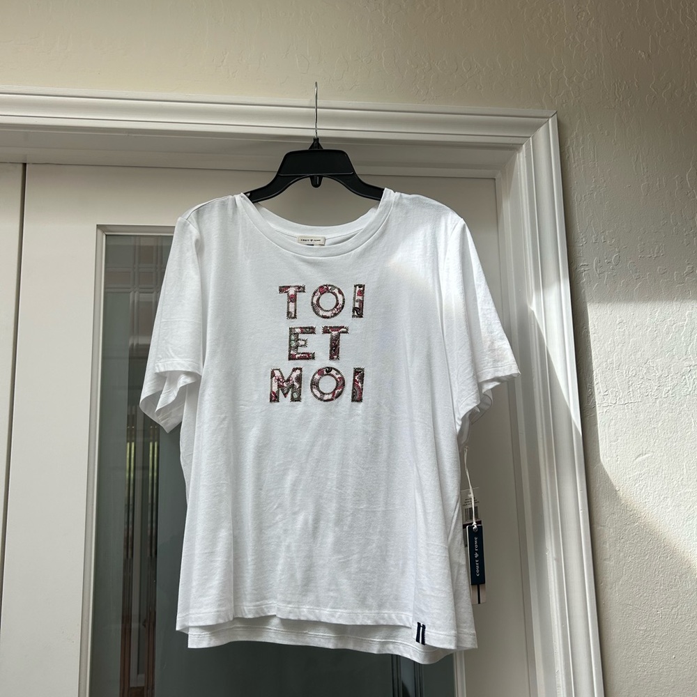 Court & Rowe t-shirt NWT